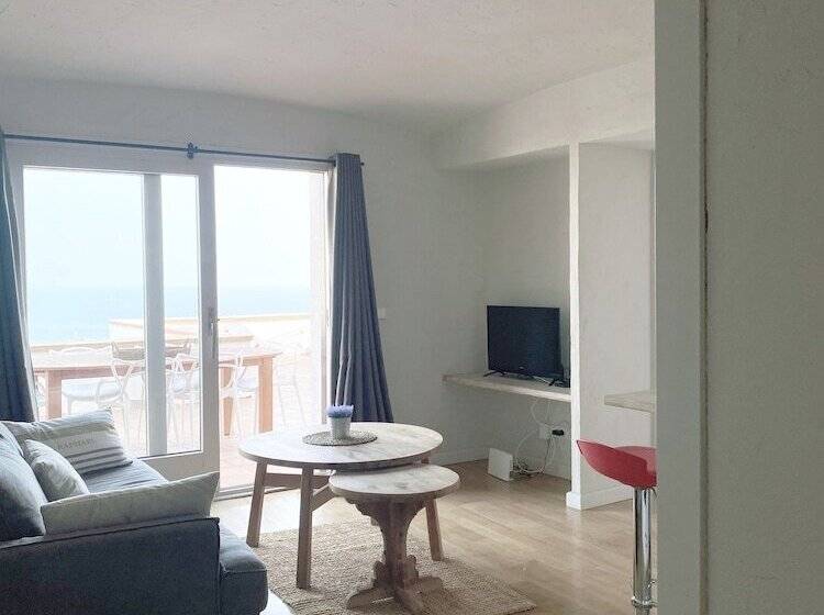 هتل Bypillow Cap Sa Sal