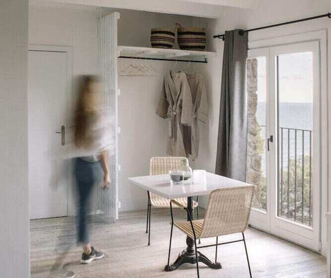 هتل Bypillow Cap Sa Sal