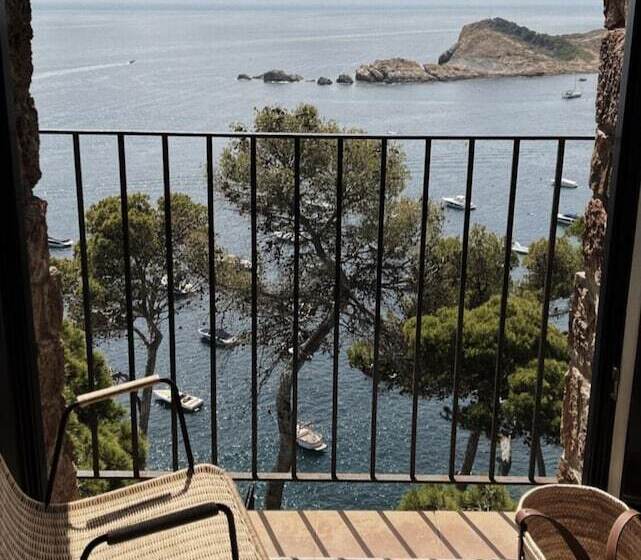 هتل Bypillow Cap Sa Sal