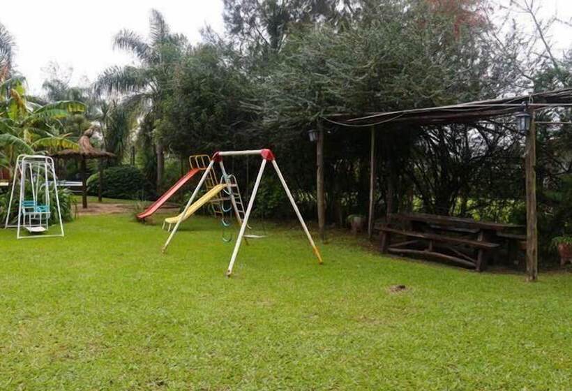 هتل Cabañas Altos De Artalaz