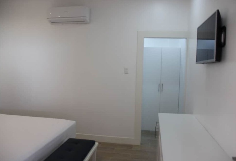 هتل City Plaza Salinas