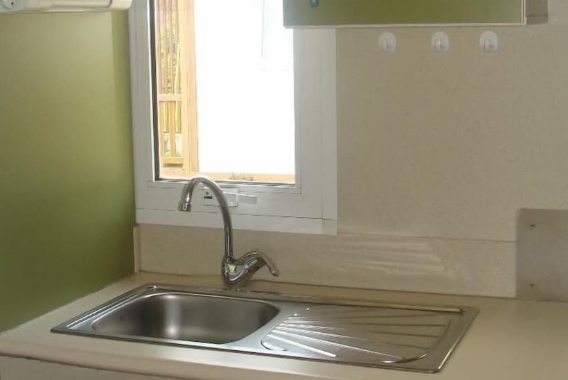 هتل Coimbra Camping & Bungalows