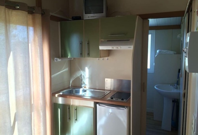 هتل Coimbra Camping & Bungalows