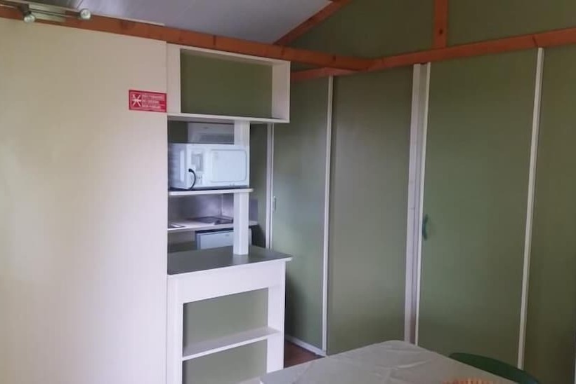 هتل Coimbra Camping & Bungalows