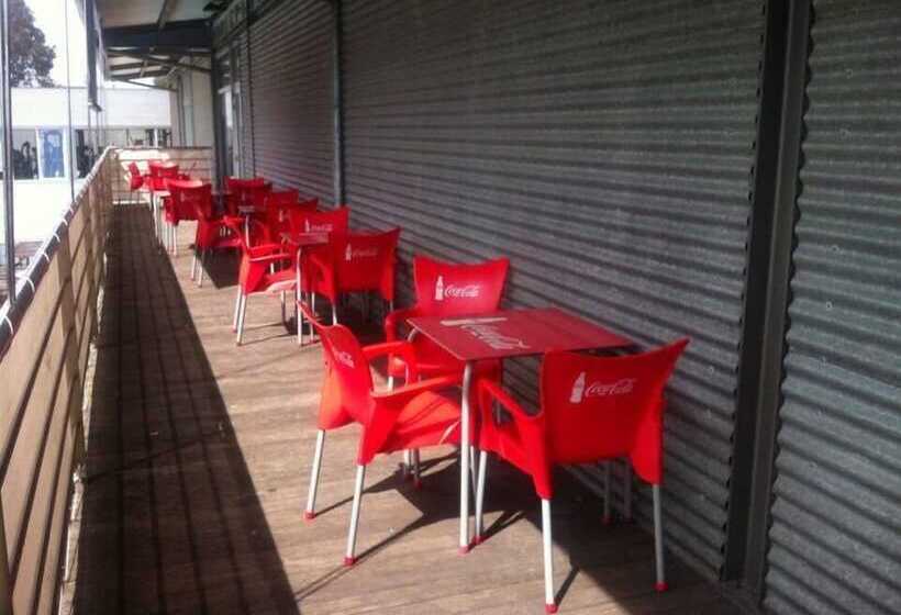 هتل Coimbra Camping & Bungalows