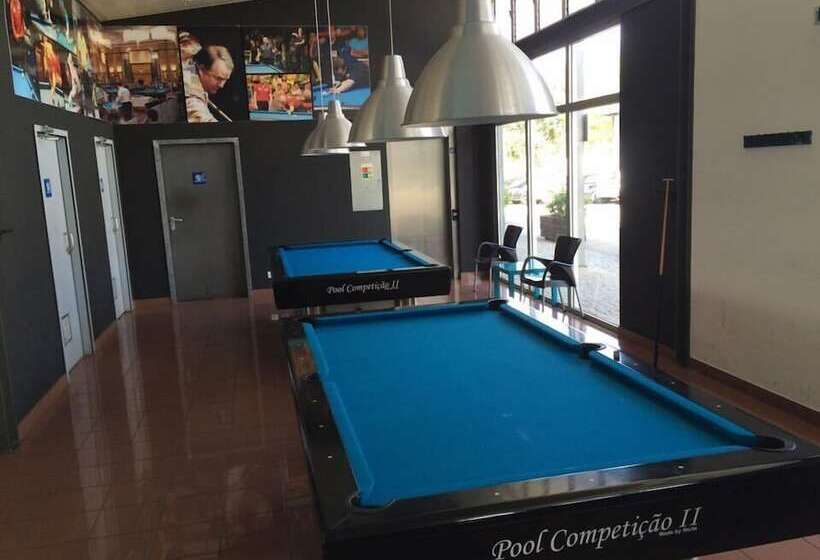 هتل Coimbra Camping & Bungalows