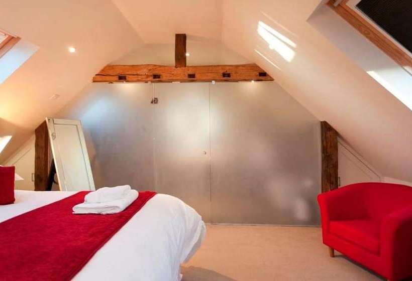 Отель Dbs Serviced Apartments The Delven