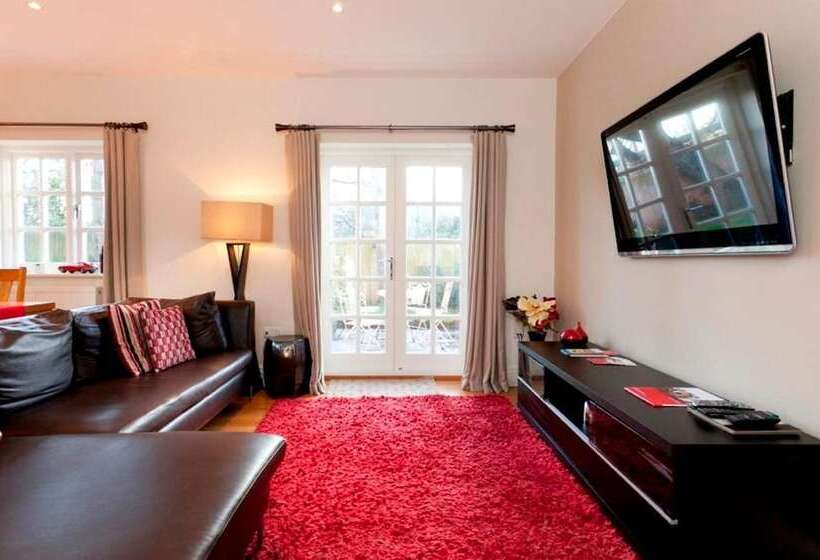 Отель Dbs Serviced Apartments The Delven