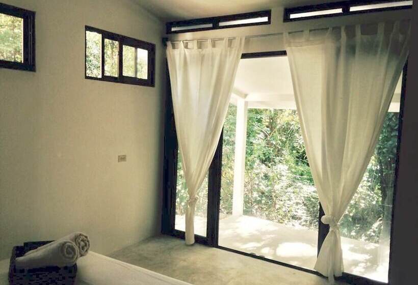 ホテル Driftwood Glamping And Boutique