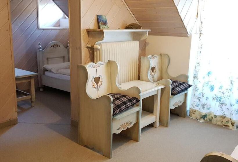 בית מלון כפרי Edelweiss