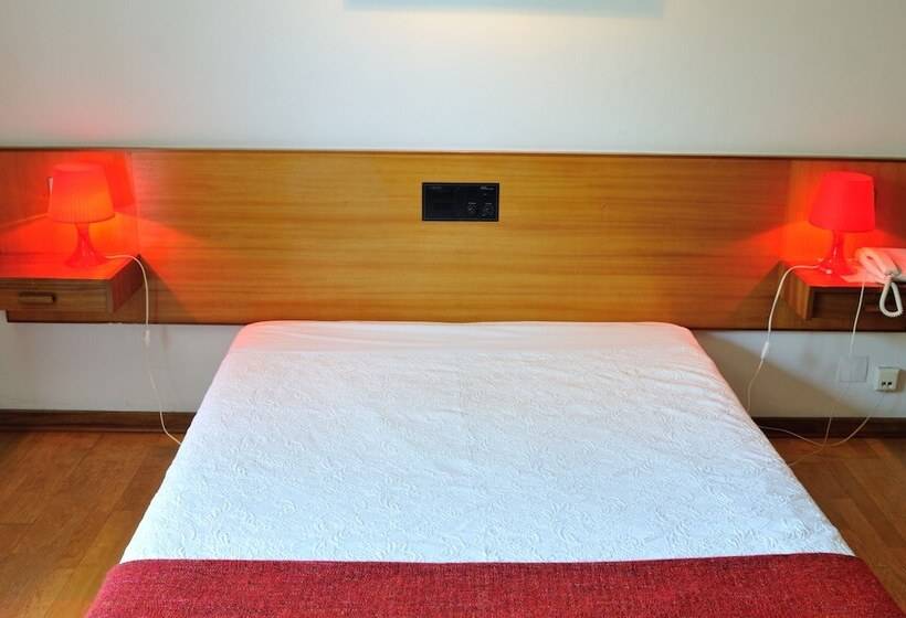 בית מלון כפרי Estalagem Zende