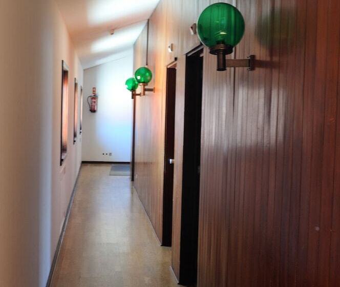 בית מלון כפרי Estalagem Zende