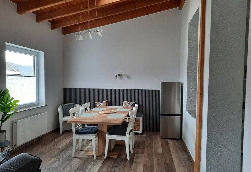 Отель Ferienwohnungen Niedersburger Eck