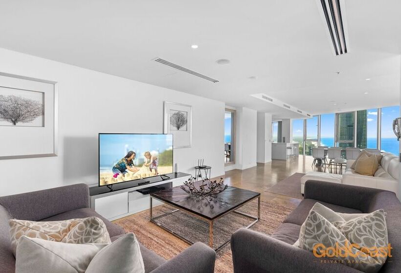 Отель Gold Coast Private Apartments