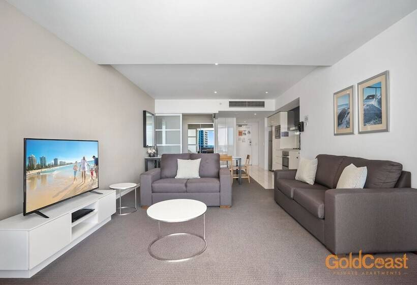 Отель Gold Coast Private Apartments