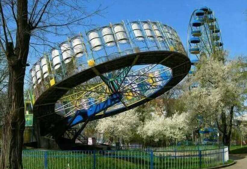 هتل Gostiny Dvor Zhytomyr