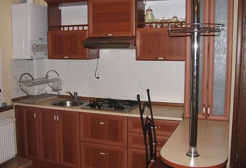 هتل Gostiny Dvor Zhytomyr