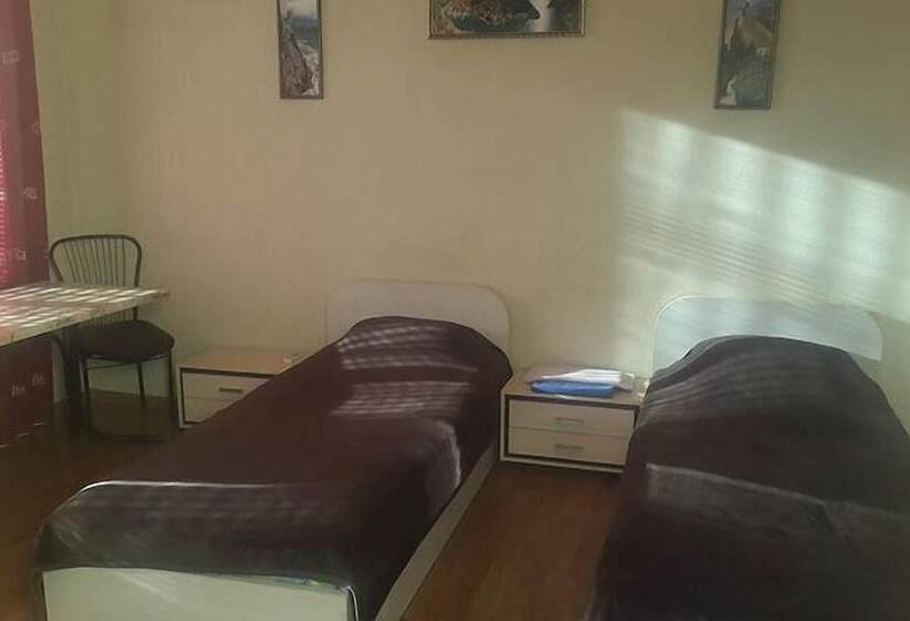 هتل Gostiny Dvor Zhytomyr