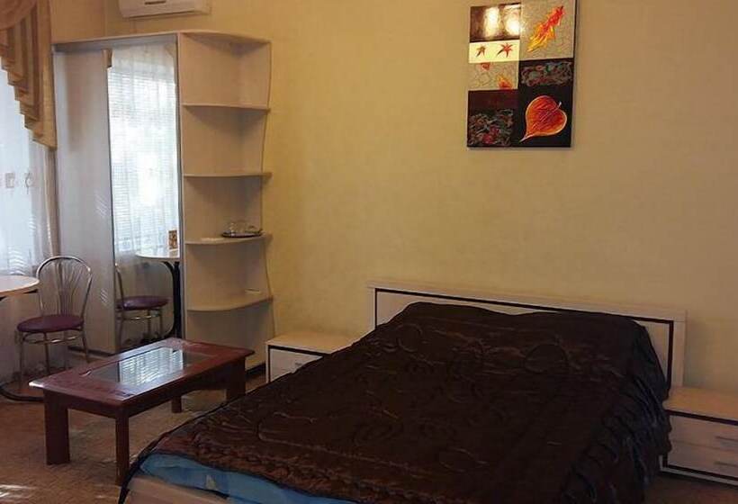 هتل Gostiny Dvor Zhytomyr