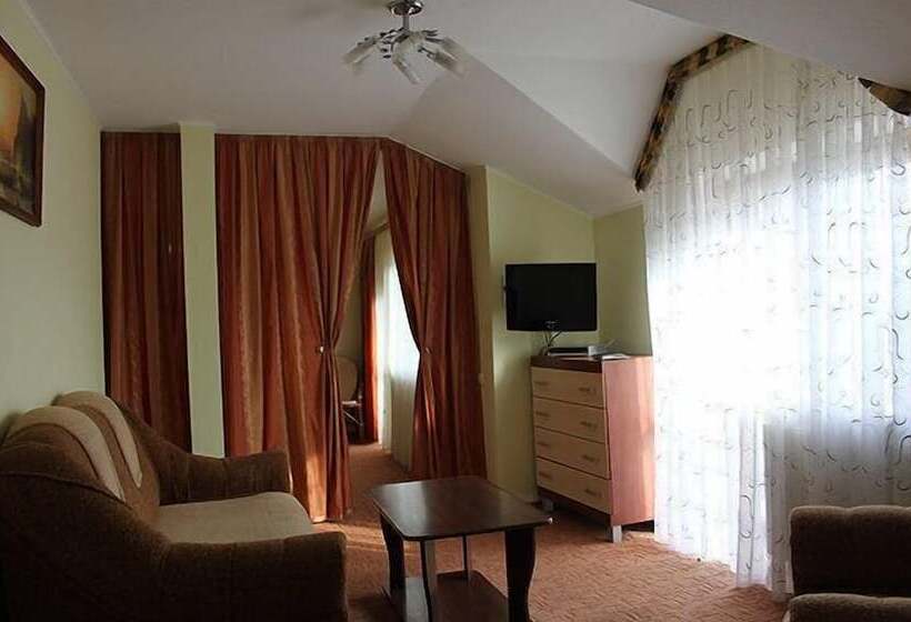 هتل Gostiny Dvor Zhytomyr