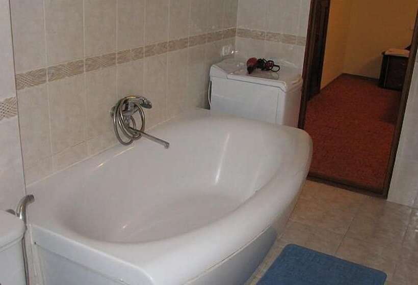 هتل Gostiny Dvor Zhytomyr