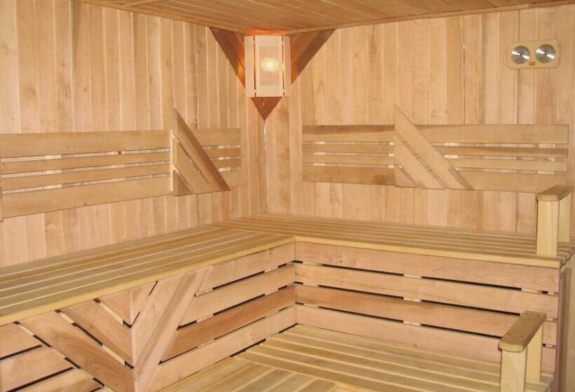 هتل Gostiny Dvor Zhytomyr