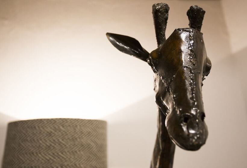 ホテル Isilimela Game Lodge