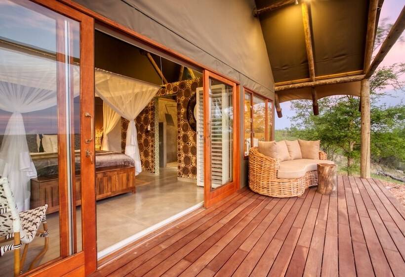 ホテル Isilimela Game Lodge