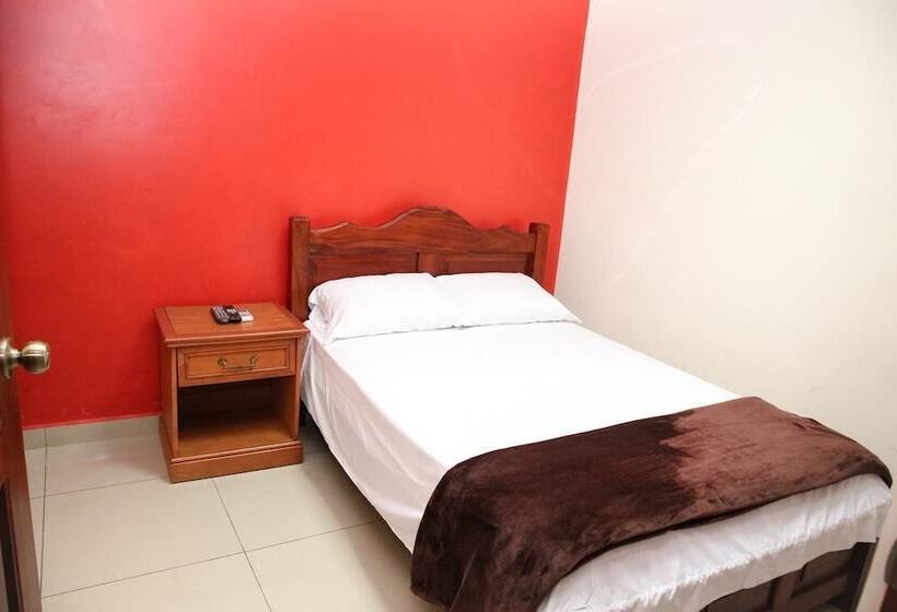 בית מלון כפרי Jl Serracin Apart