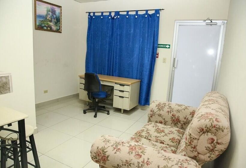 בית מלון כפרי Jl Serracin Apart