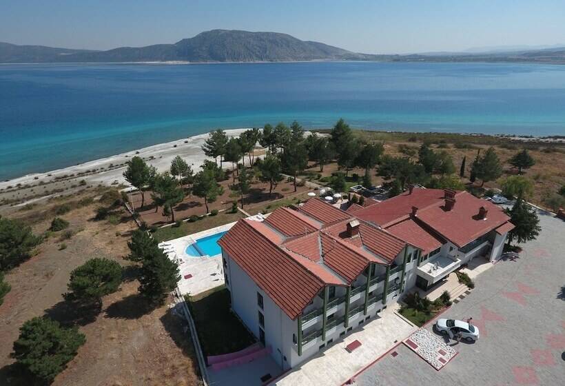 호텔 Lago Di Salda