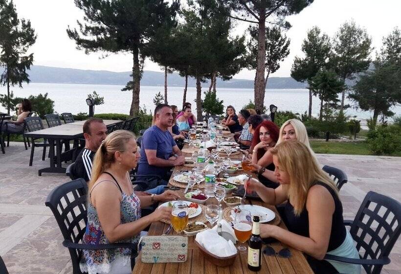 호텔 Lago Di Salda