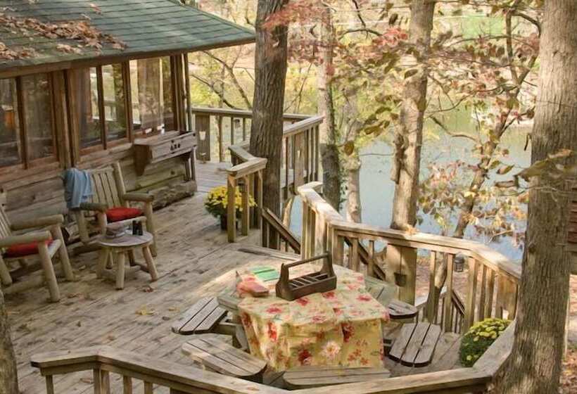 هتل Lake Lucerne Resort & Ranch