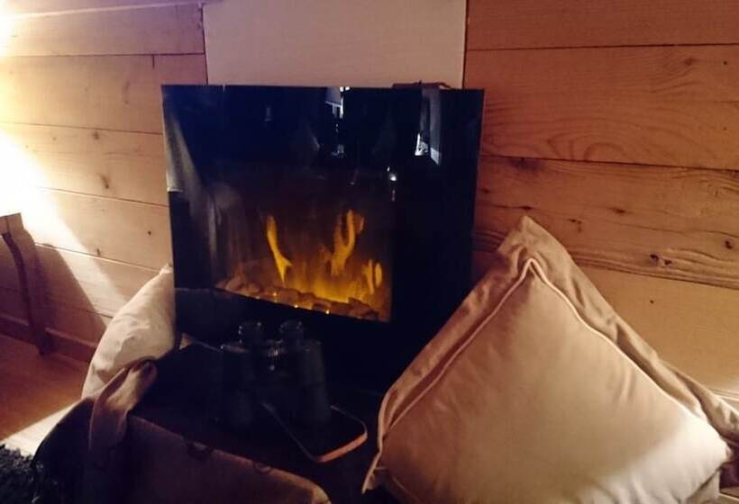 호텔 Loyehill Chalet. Swiss Alps Escape