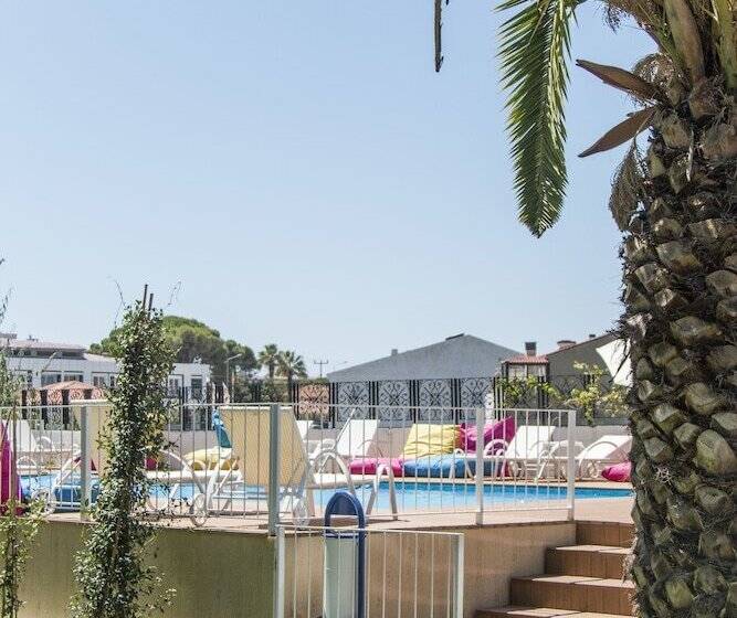 ホテル Mavi Zeytin Butik