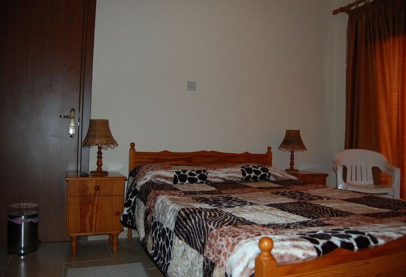 호텔 Nicos & Olympia Apartments