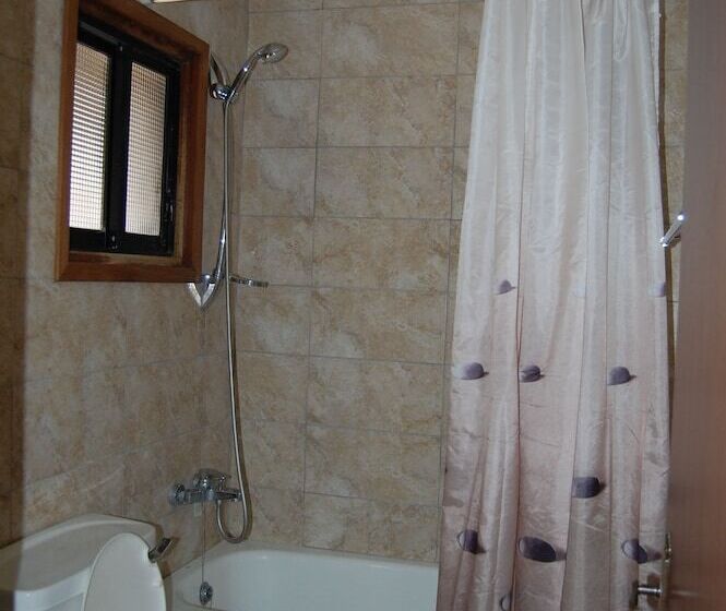 호텔 Nicos & Olympia Apartments