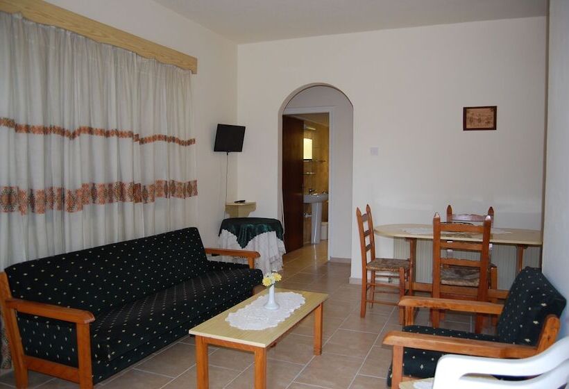 호텔 Nicos & Olympia Apartments