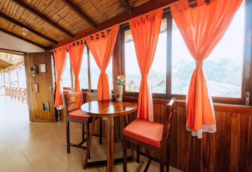 호텔 Oceanic Hosteria Y Restaurante