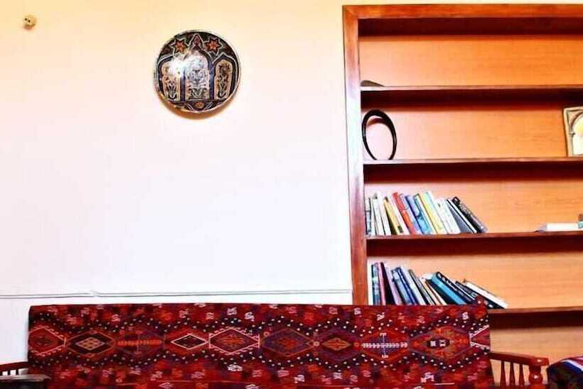 فندق Odyssey Guest House