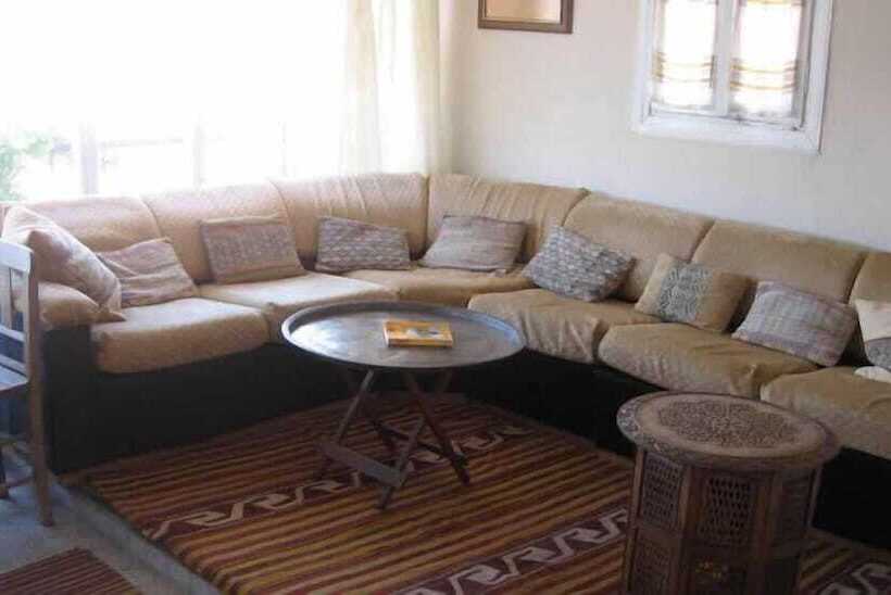 فندق Odyssey Guest House