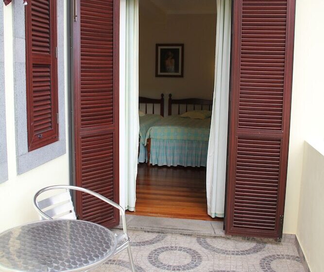 בית מלון כפרי Perola De Machico