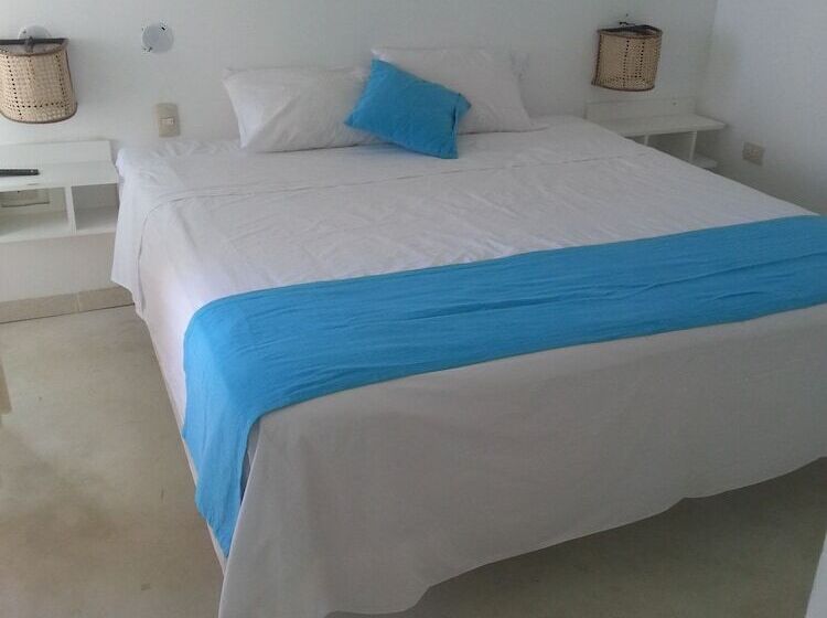 هتل Punta Sol Departamentos