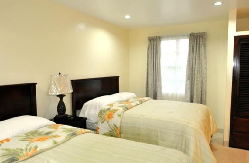 בית מלון כפרי Rainbow