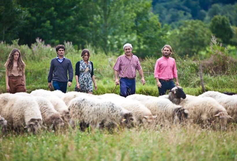 فندق ريفى Agroturismo Y Apartamentos Ondarre