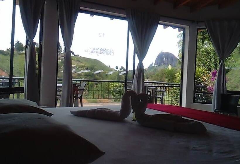 בית מלון כפרי Santa Maria De Las Aguas Peñol