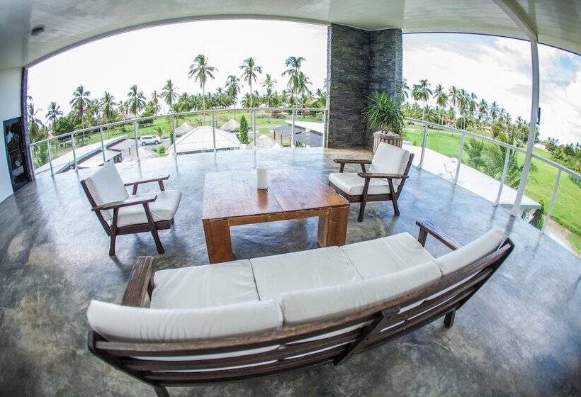 호텔 Show Pony Beach Resort