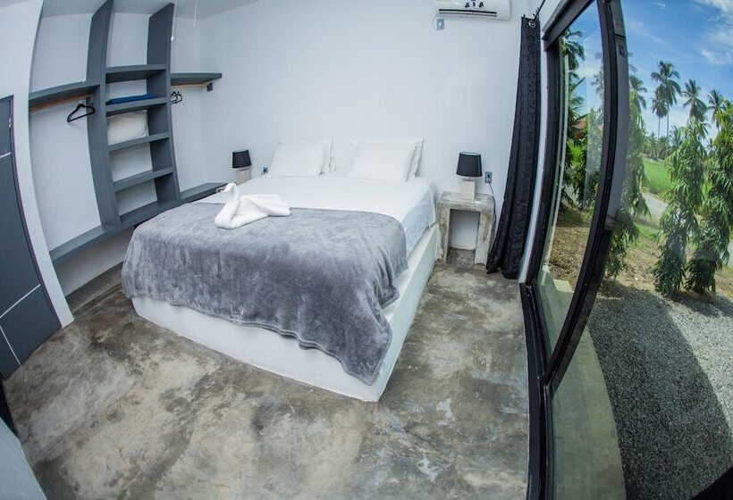 호텔 Show Pony Beach Resort