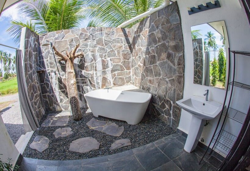 호텔 Show Pony Beach Resort