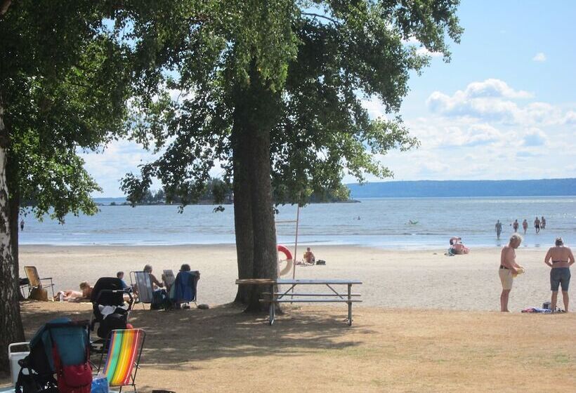 בית מלון כפרי Sikhalls Camping Och Restaurang